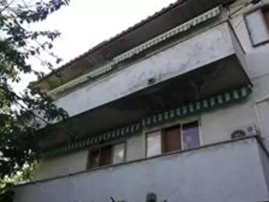 Immagine 7 di Appartamento in vendita  in Via dei Salici a Fossombrone