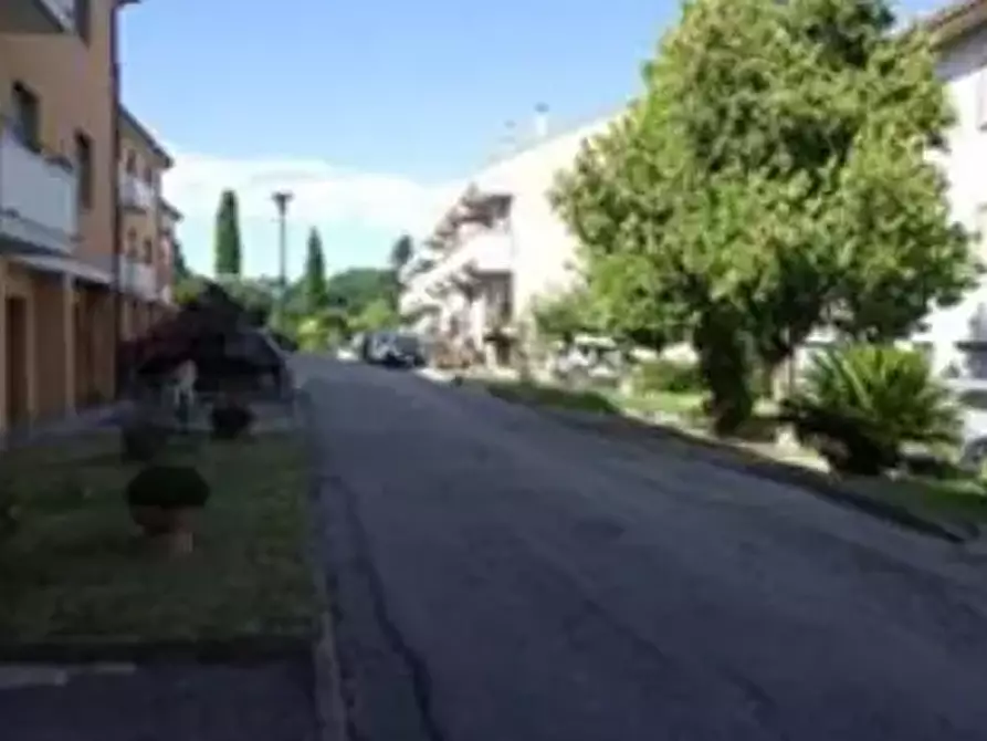 Immagine 8 di Appartamento in vendita  in Via dei Salici a Fossombrone