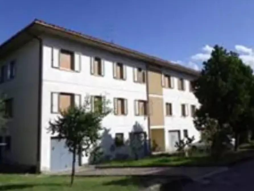 Immagine 11 di Appartamento in vendita  in Via dei Salici a Fossombrone