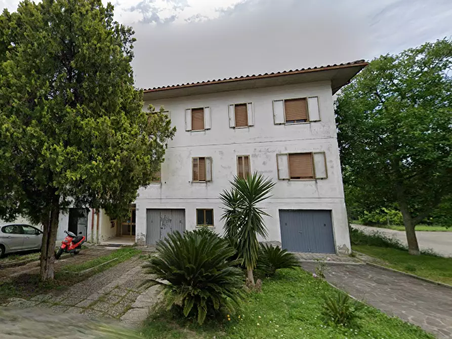 Immagine 3 di Appartamento in vendita  in Via dei Salici a Fossombrone