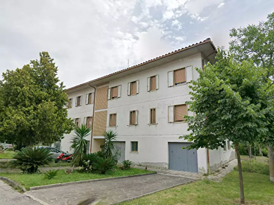 Immagine 1 di Appartamento in vendita  in Via dei Salici a Fossombrone