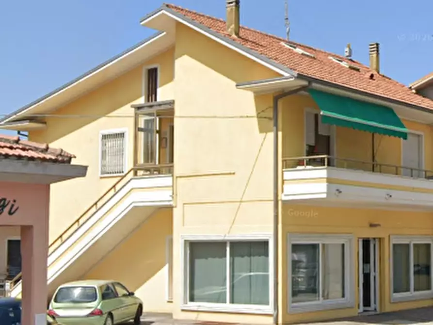 Immagine 3 di Appartamento in vendita  in Via Flaminia a Cartoceto