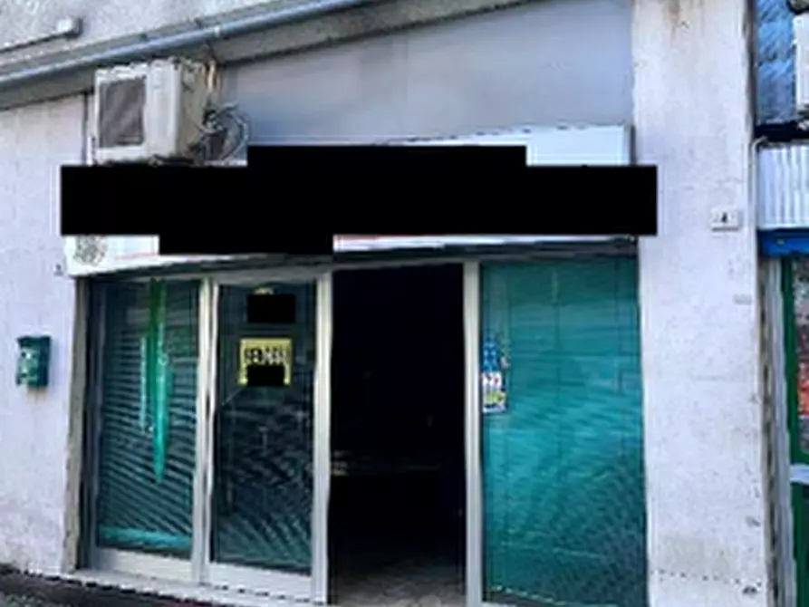 Immagine 1 di Negozio in vendita  in Via Rovereto a Pordenone