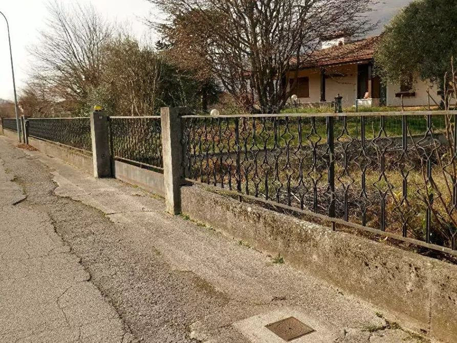 Immagine 6 di Villa in vendita  in Via Giuseppe Mazzini a Montereale Valcellina