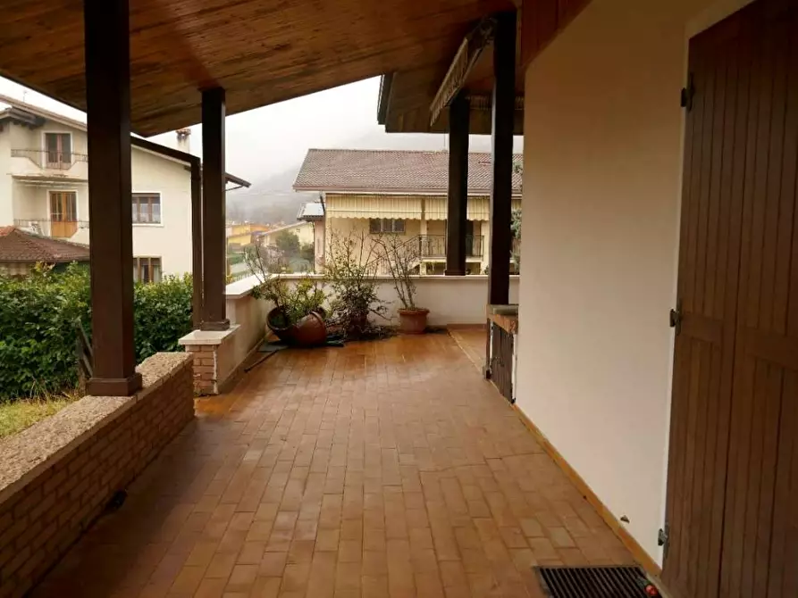 Immagine 17 di Villa in vendita  in Via Giuseppe Mazzini a Montereale Valcellina