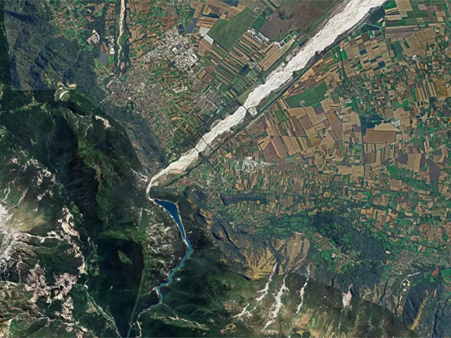 Immagine 28 di Villa in vendita  in Via Giuseppe Mazzini a Montereale Valcellina
