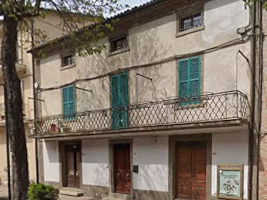 Immagine 4 di Porzione di casa in vendita  in Via Dante Alighieri a Apecchio