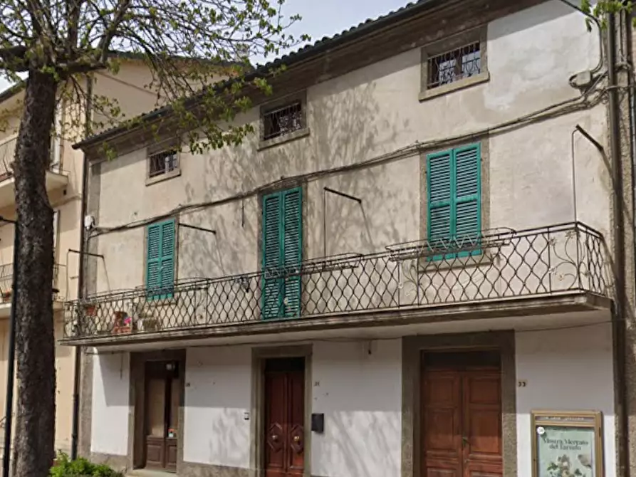 Immagine 5 di Porzione di casa in vendita  in Via Dante Alighieri a Apecchio