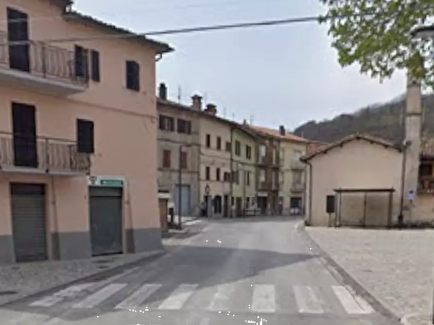 Immagine 11 di Porzione di casa in vendita  in Via Dante Alighieri a Apecchio