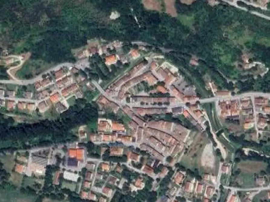 Immagine 17 di Porzione di casa in vendita  in Via Dante Alighieri a Apecchio