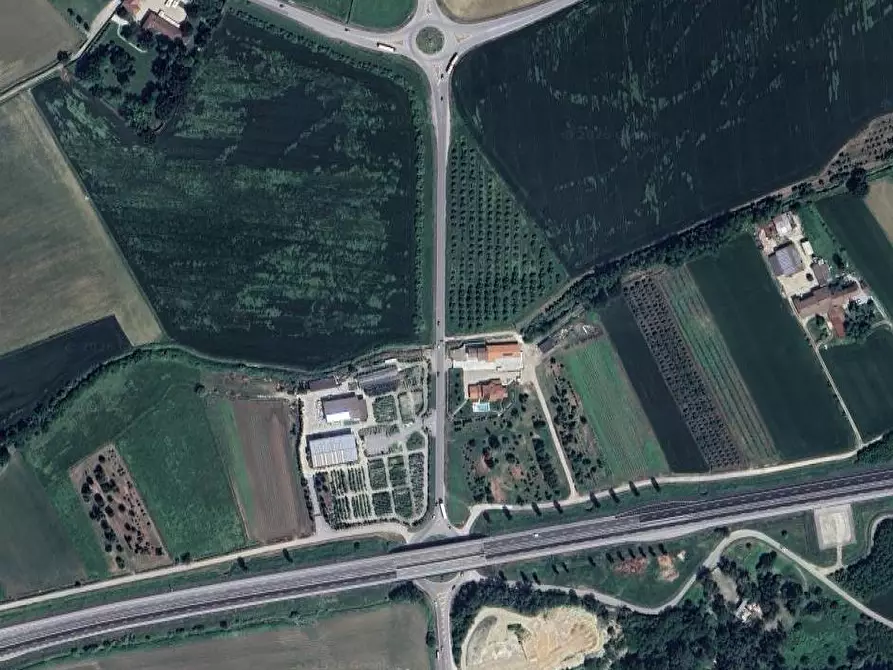 Immagine 19 di Rustico / casale in vendita  in Via Stura a Cherasco