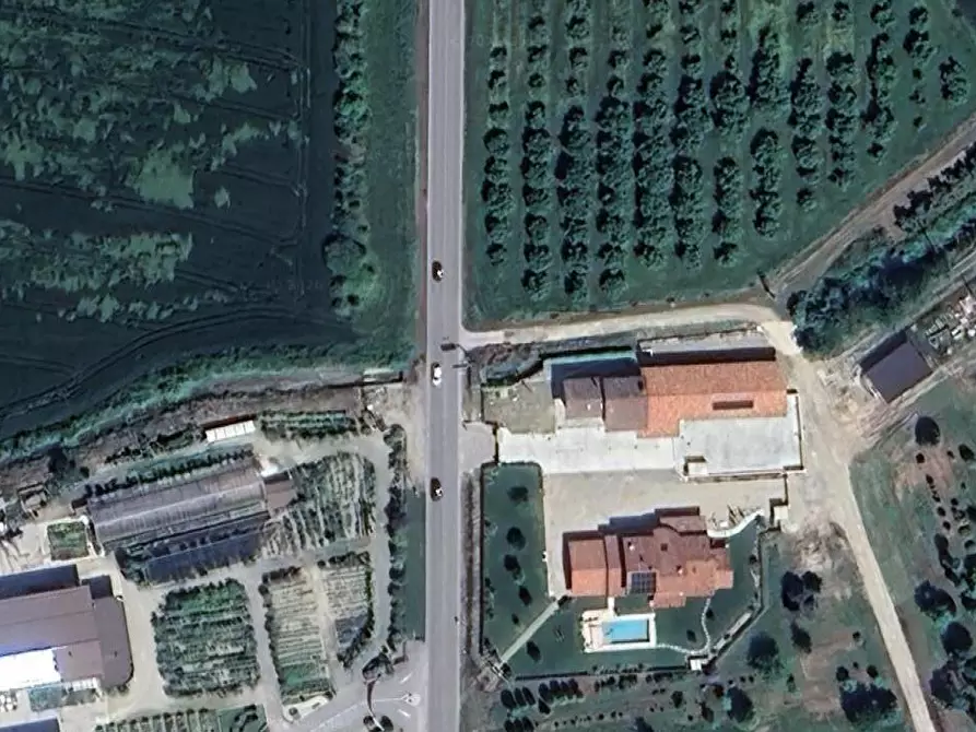 Immagine 21 di Rustico / casale in vendita  in Via Stura a Cherasco