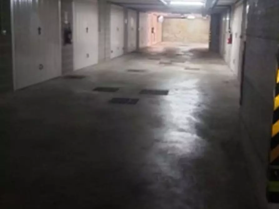 Immagine 8 di Appartamento in vendita  in Via Pino Romualdi a Pomezia