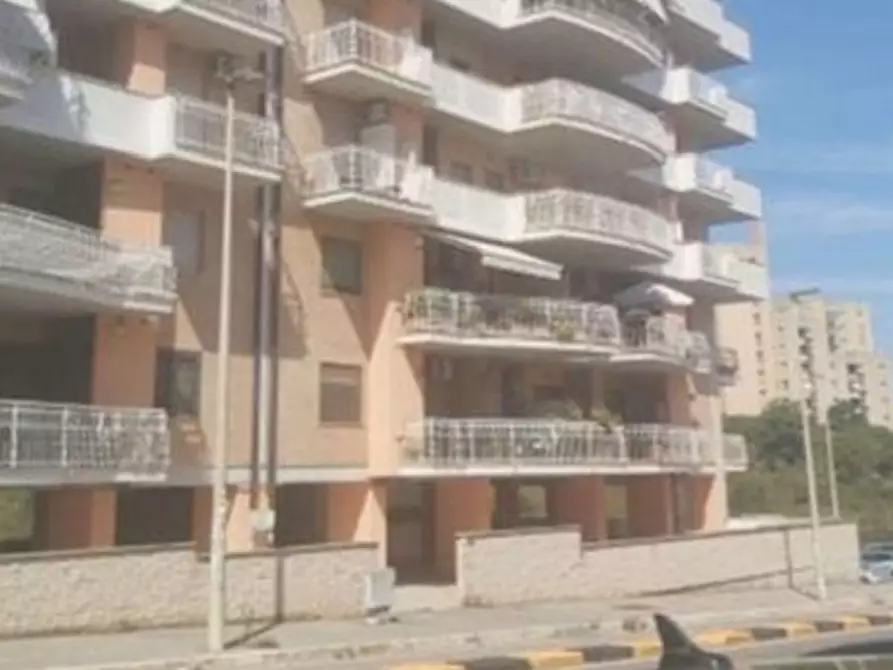 Immagine 2 di Appartamento in vendita  in Via Pino Romualdi a Pomezia