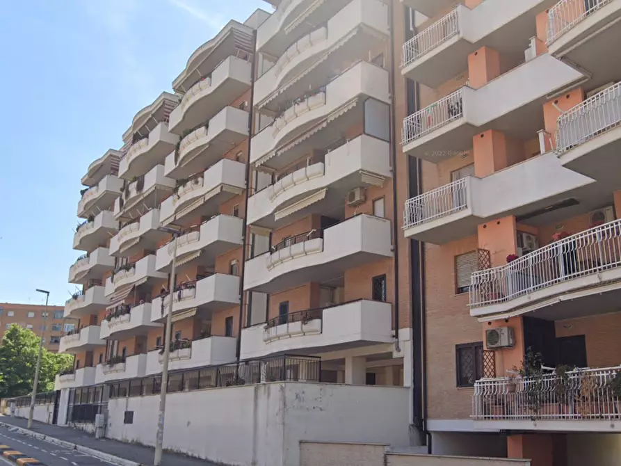 Immagine 4 di Appartamento in vendita  in Via Pino Romualdi a Pomezia