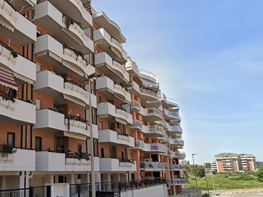 Immagine 3 di Appartamento in vendita  in Via Pino Romualdi a Pomezia
