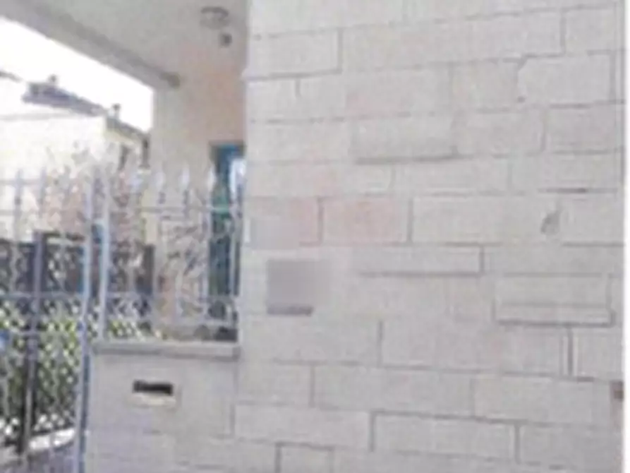 Immagine 8 di Appartamento in vendita  in via Montello a Campi Bisenzio