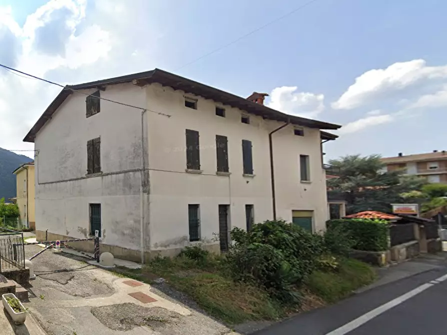 Immagine 7 di Appartamento in vendita  in Via G. Garibaldi a Lumezzane