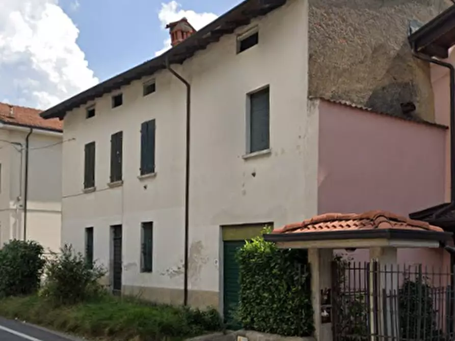Immagine 8 di Appartamento in vendita  in Via G. Garibaldi a Lumezzane