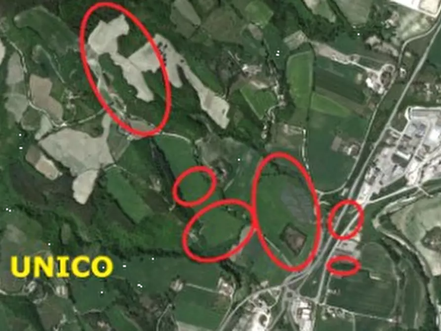 Immagine 1 di Terreno agricolo in vendita  in Via Flaminia Nord a Cagli