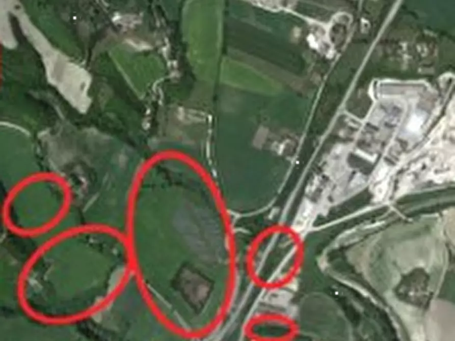 Immagine 2 di Terreno agricolo in vendita  in Via Flaminia Nord a Cagli