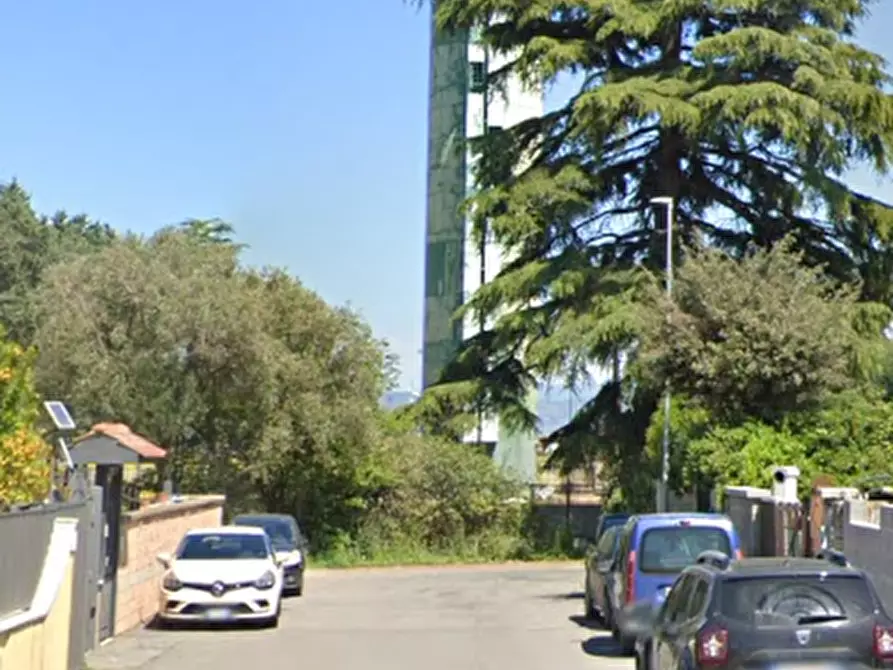 Immagine 7 di Posto auto in vendita  in Via Motta Sant'Anastasia a Roma
