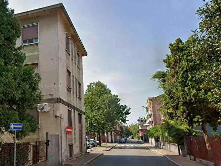 Immagine 11 di Appartamento in vendita  in Via Giosuè Carducci  a San Giuliano Milanese