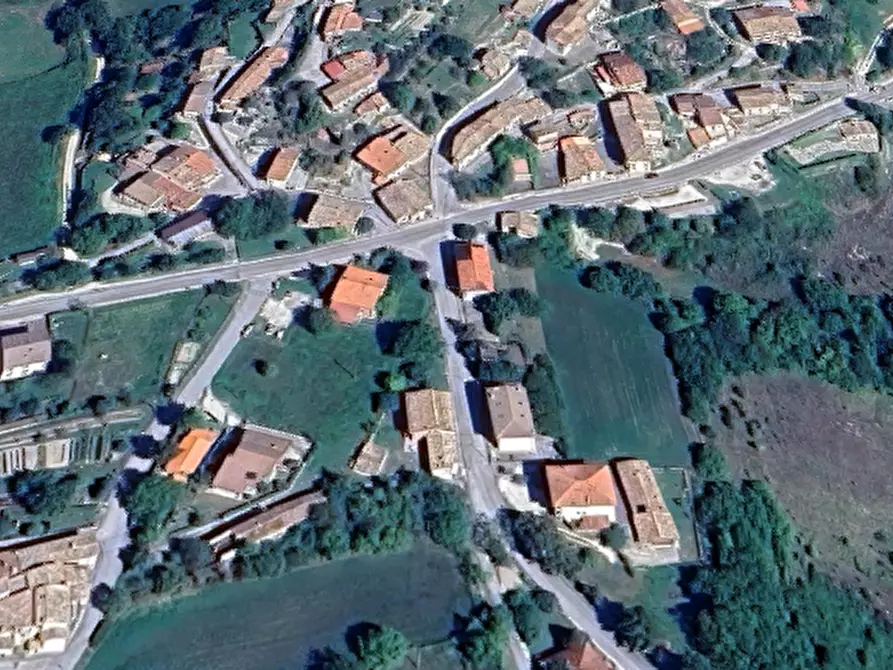 Immagine 22 di Stabile in vendita  in Via Monte Catria  a Frontone