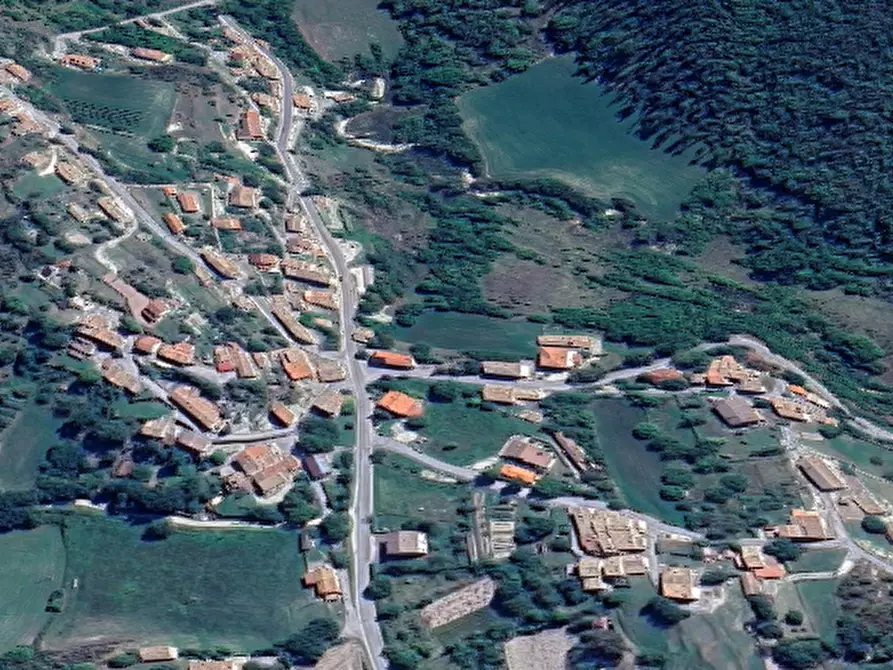 Immagine 26 di Stabile in vendita  in Via Monte Catria  a Frontone