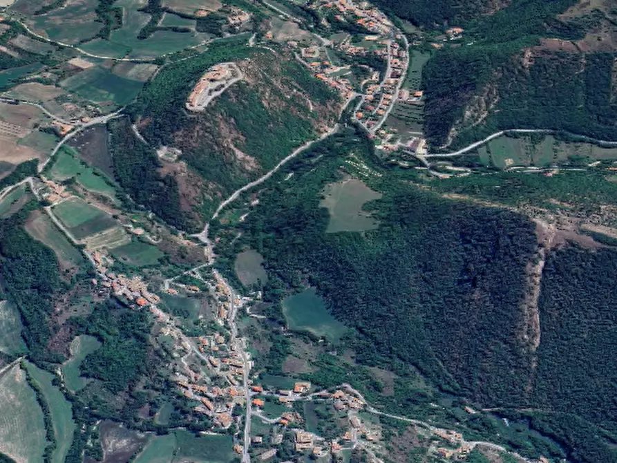 Immagine 28 di Stabile in vendita  in Via Monte Catria  a Frontone