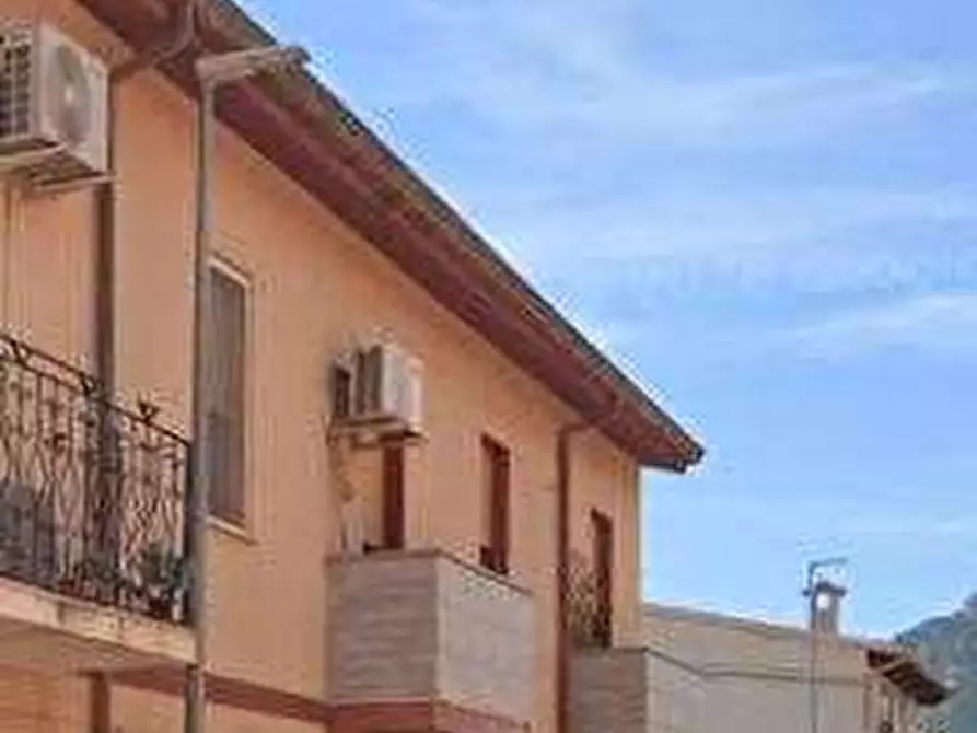 Immagine 2 di Appartamento in vendita  in Via Sassari a Domusnovas