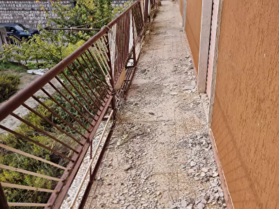Immagine 10 di Appartamento in vendita  in Via Direttissima a Falciano Del Massico