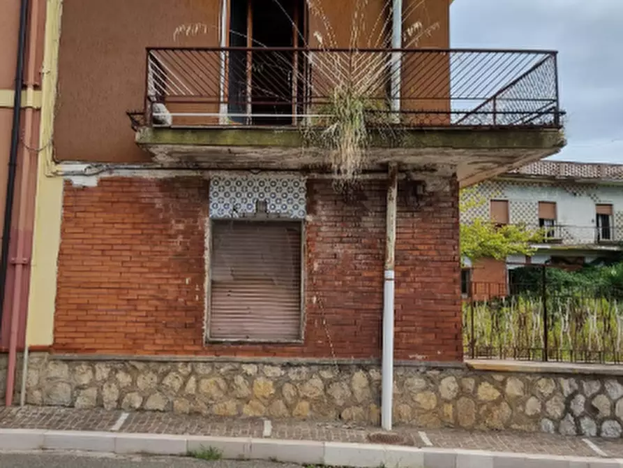 Immagine 12 di Appartamento in vendita  in Via Direttissima a Falciano Del Massico