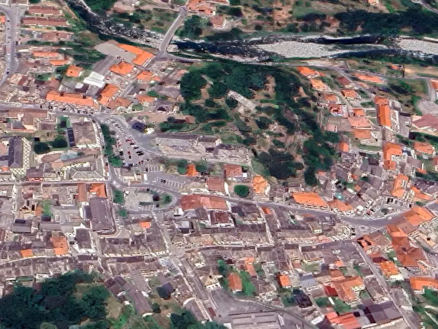 Immagine 11 di Stabile in vendita  in Via Caviglione  a Pont Canavese