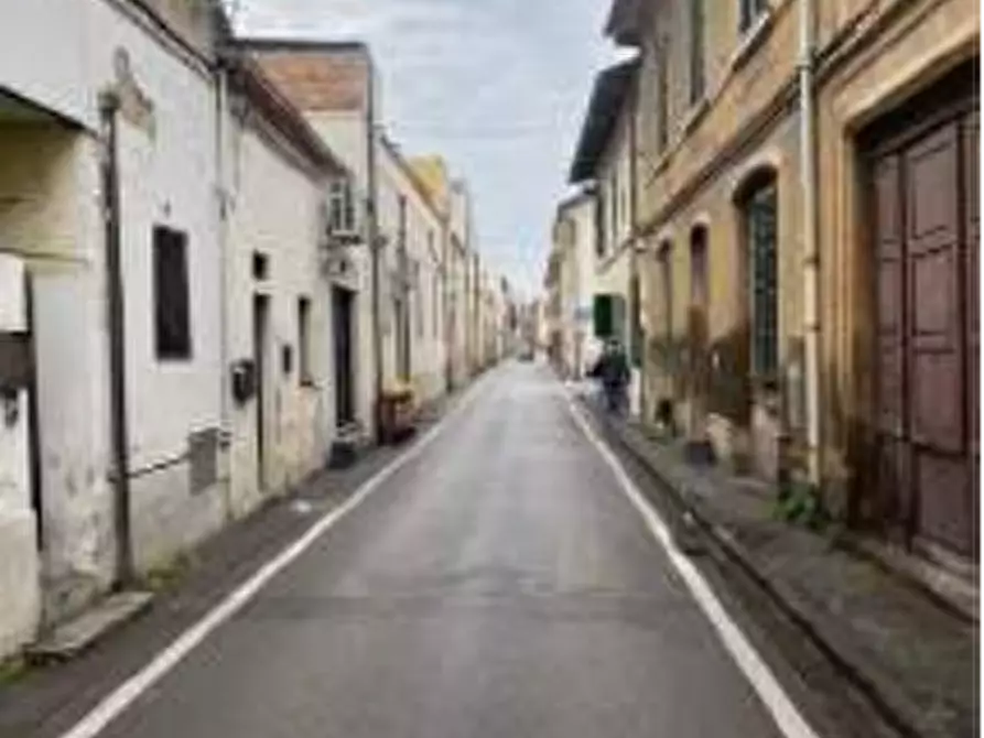 Immagine 7 di Appartamento in vendita  in via Degli Orti a Empoli