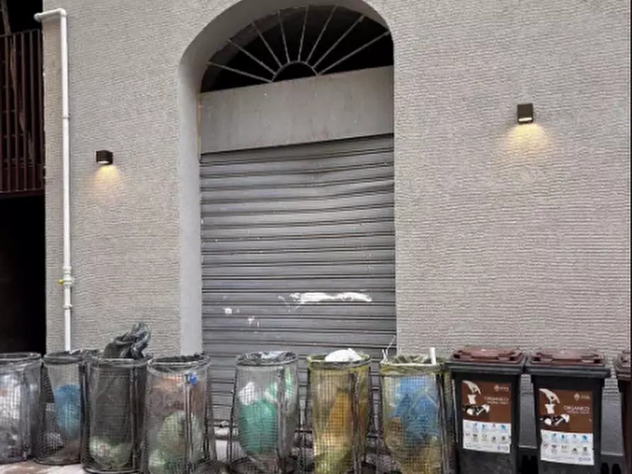 Immagine 4 di Magazzino in vendita  in V.le Bligny  a Milano
