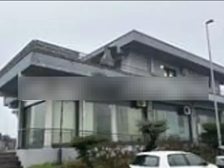 Immagine 1 di Negozio in vendita  in Via Monte Rosa  a Bareggio