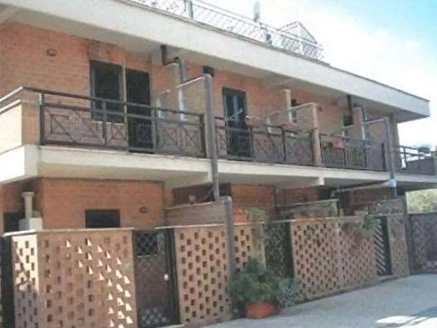 Immagine 1 di Appartamento in vendita  in Viale Nerone a Anzio