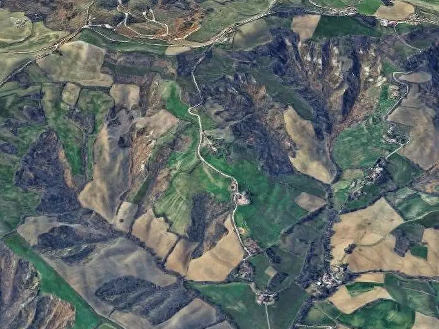 Immagine 7 di Terreno agricolo in vendita  in Via Caselle a Mondaino