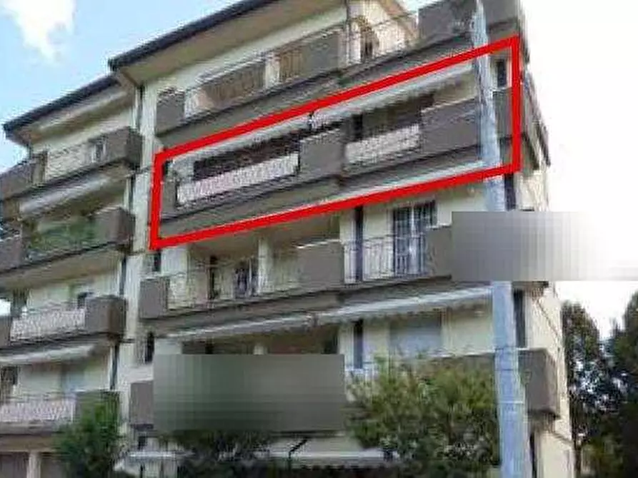 Immagine 1 di Appartamento in vendita  in Via Pio Schinetti a Rimini
