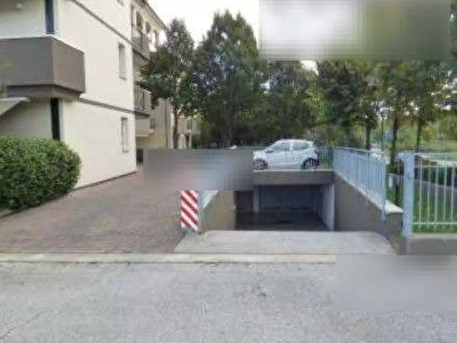 Immagine 4 di Appartamento in vendita  in Via Pio Schinetti a Rimini