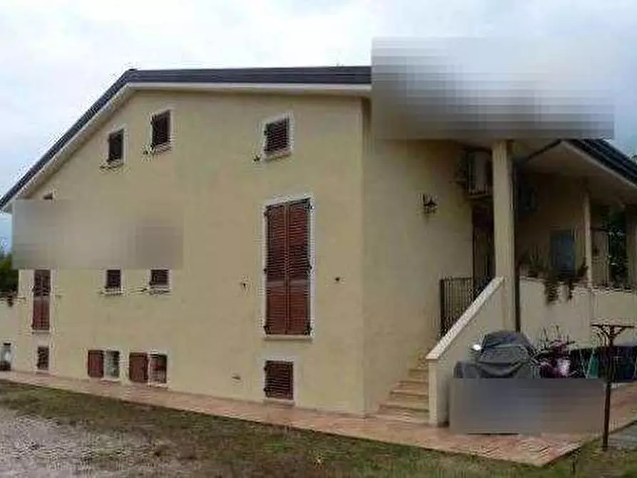 Immagine 1 di Porzione di casa in vendita  in Via Maceri a Rimini