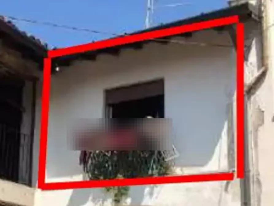 Immagine 3 di Appartamento in vendita  in Via Alessandro Volta  a Rovello Porro
