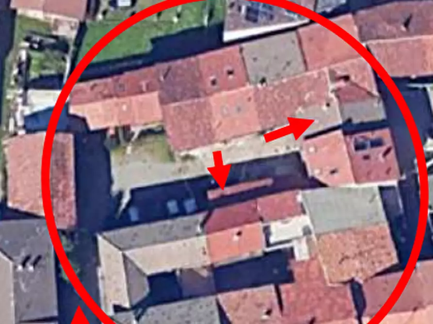 Immagine 10 di Appartamento in vendita  in Via Alessandro Volta  a Rovello Porro