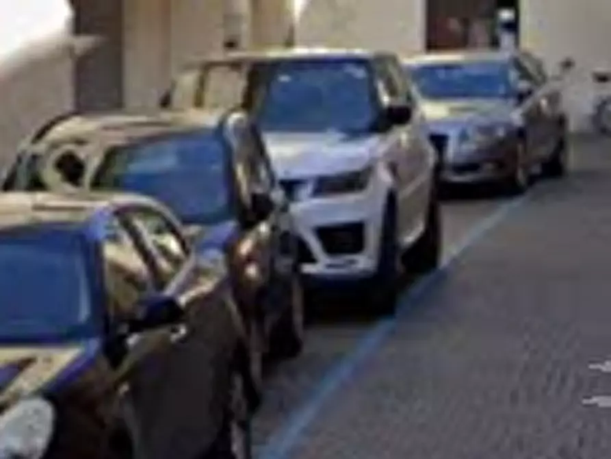 Immagine 15 di Appartamento in vendita  in Via Piero Maroncelli a Forli'