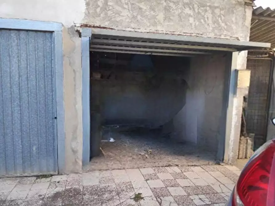 Immagine 2 di Appartamento in vendita  in Via Santa Barbara a Carbonia
