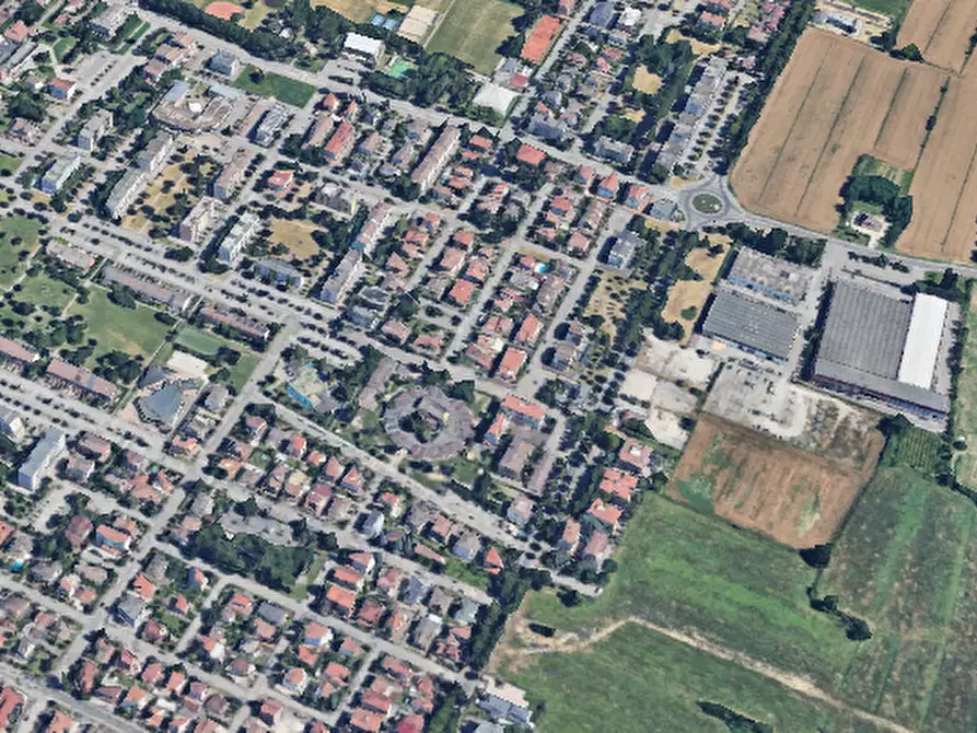 Immagine 17 di Posto auto in vendita  in Viale Leonardo da Vinci  a Ravenna