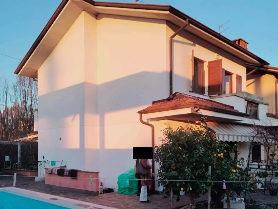 Immagine 2 di Villetta a schiera in vendita  in Via Papa Giovanni XXIII a Cologno Al Serio