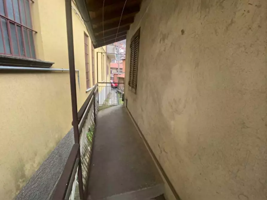 Immagine 4 di Appartamento in vendita  in Via Torre a Torre De' Busi