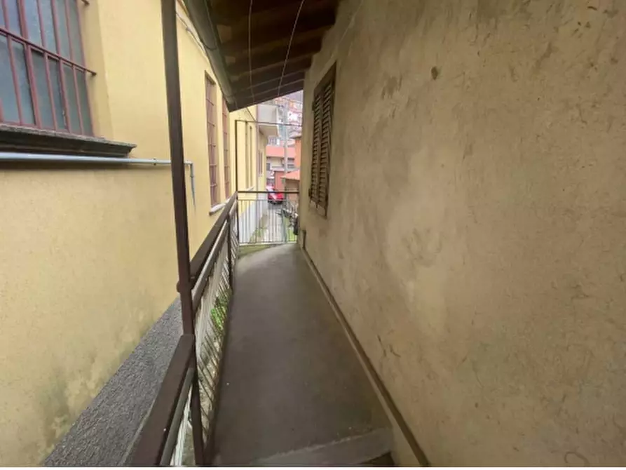 Immagine 7 di Appartamento in vendita  in Via Torre a Torre De' Busi